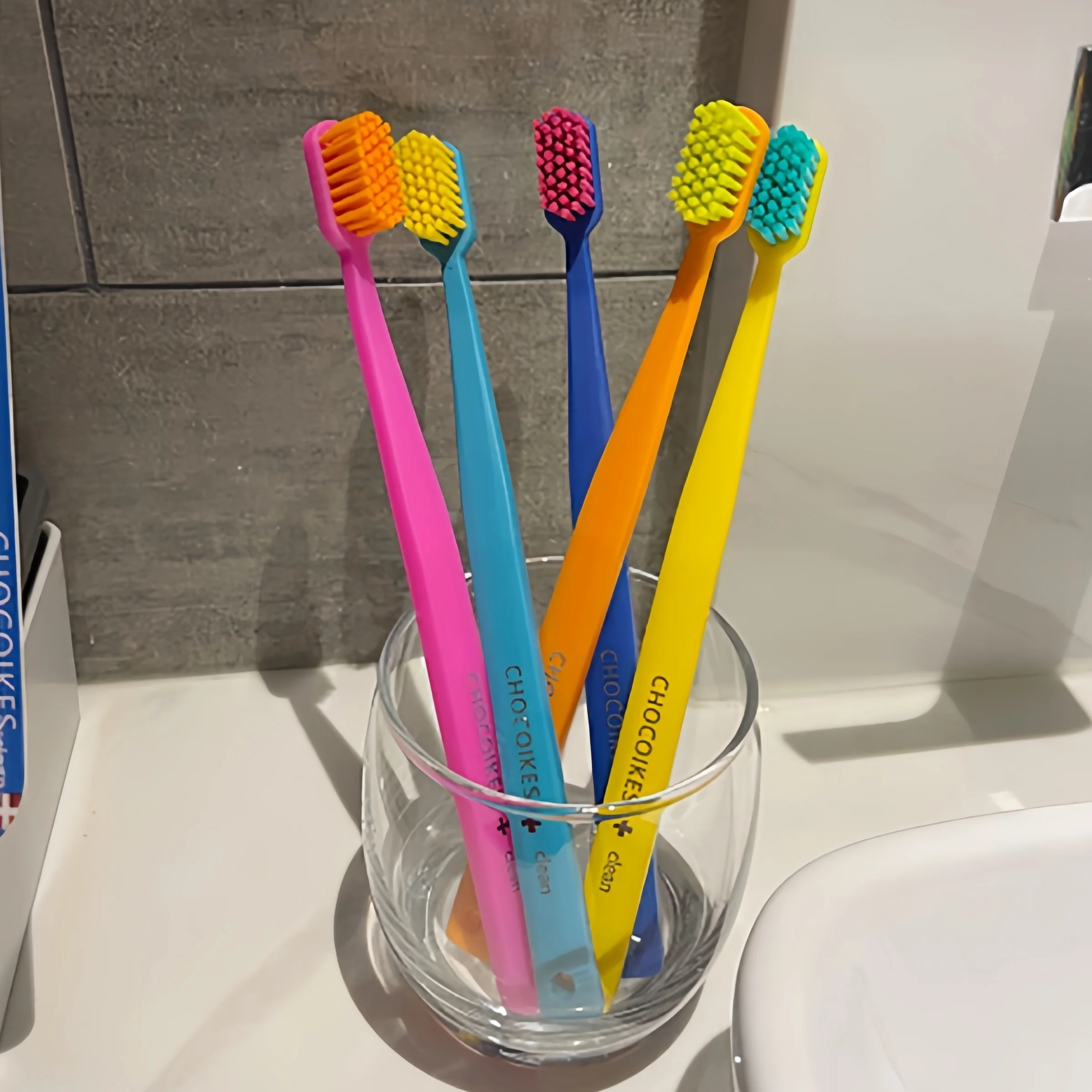 5 Packs of Chocolate Swiss Car - đánh giá và giá Bamboo Toothbrush